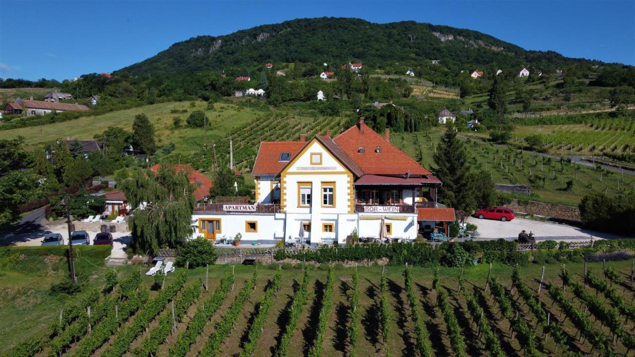 Bacchus Apartman - Borbarlang, Badacsony Badacsonytomaj Buitenkant foto