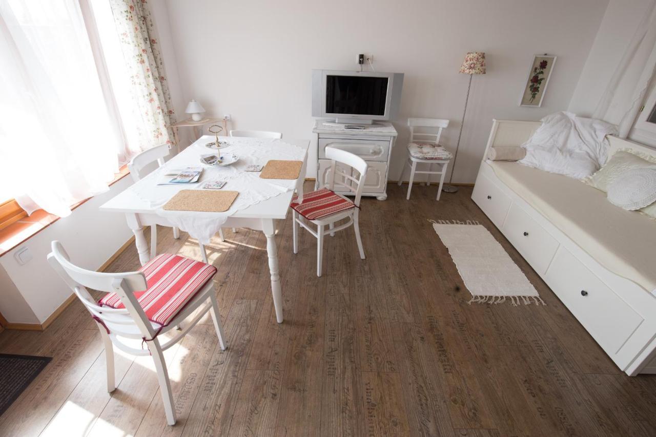 Bacchus Apartman - Borbarlang, Badacsony Badacsonytomaj Buitenkant foto
