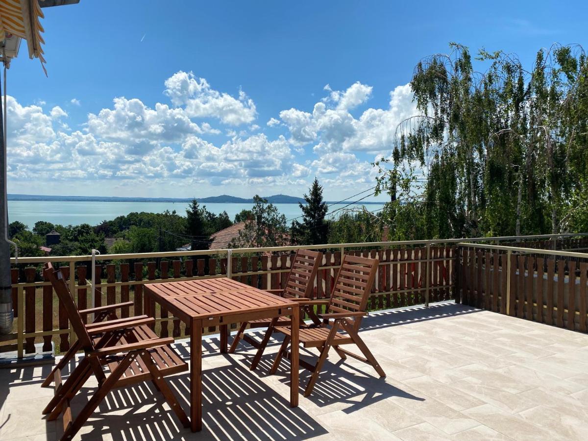 Bacchus Apartman - Borbarlang, Badacsony Badacsonytomaj Buitenkant foto