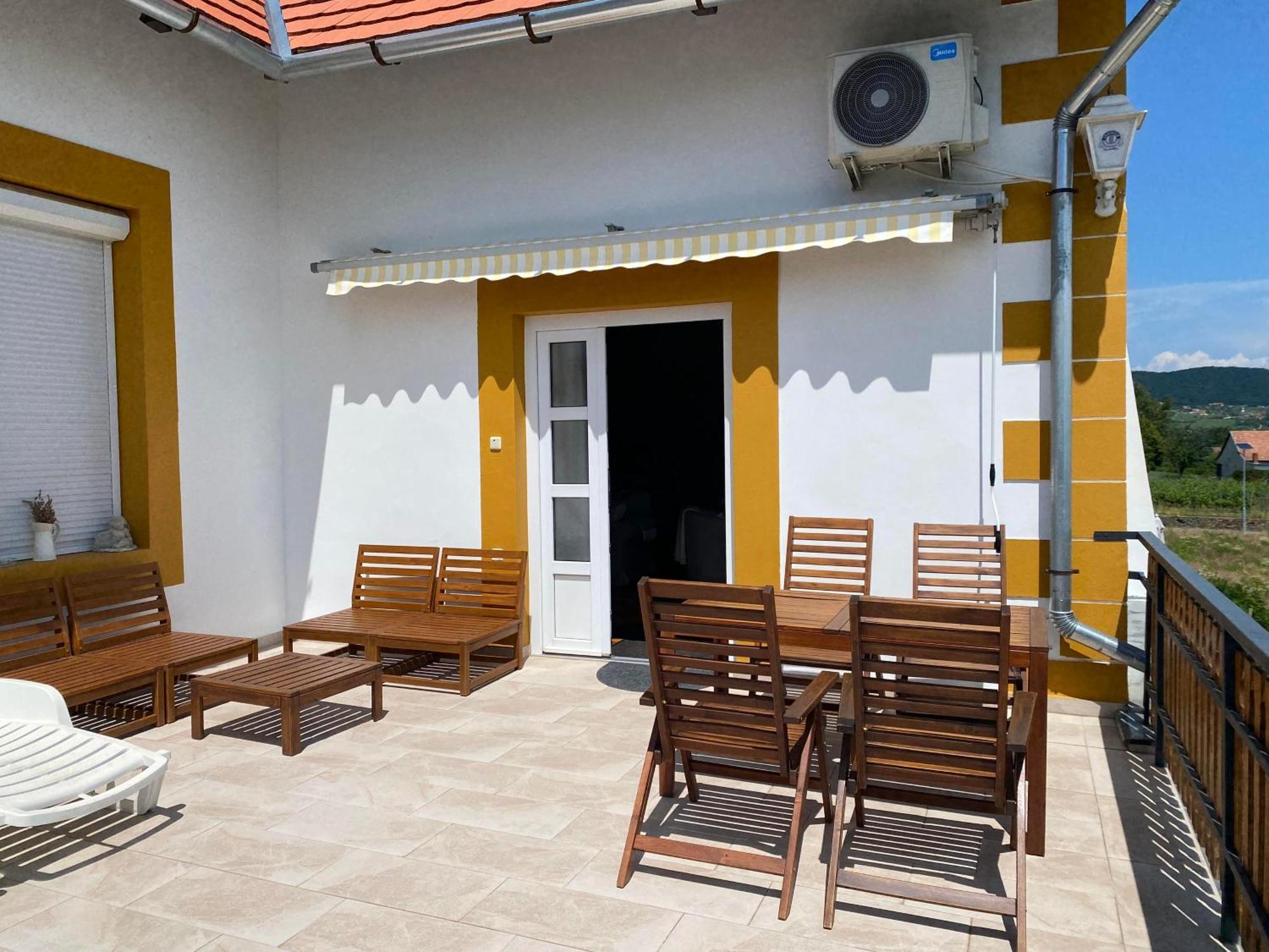 Bacchus Apartman - Borbarlang, Badacsony Badacsonytomaj Buitenkant foto